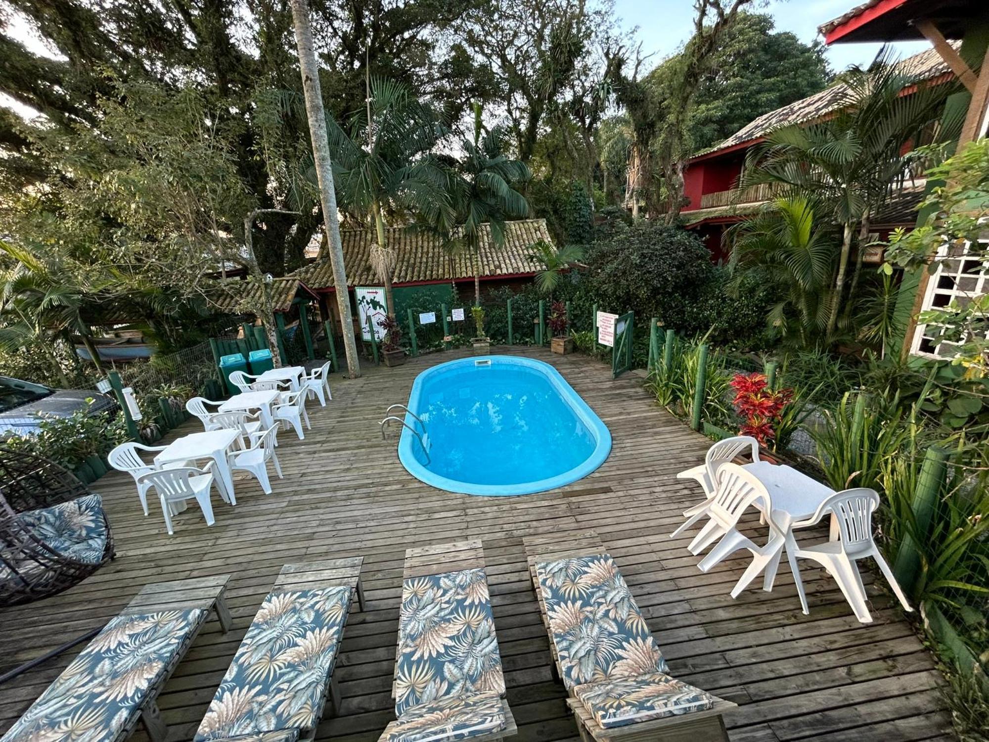 Pousada Canoa Azul Na Praia Da Ferrugem Гаропаба Экстерьер фото